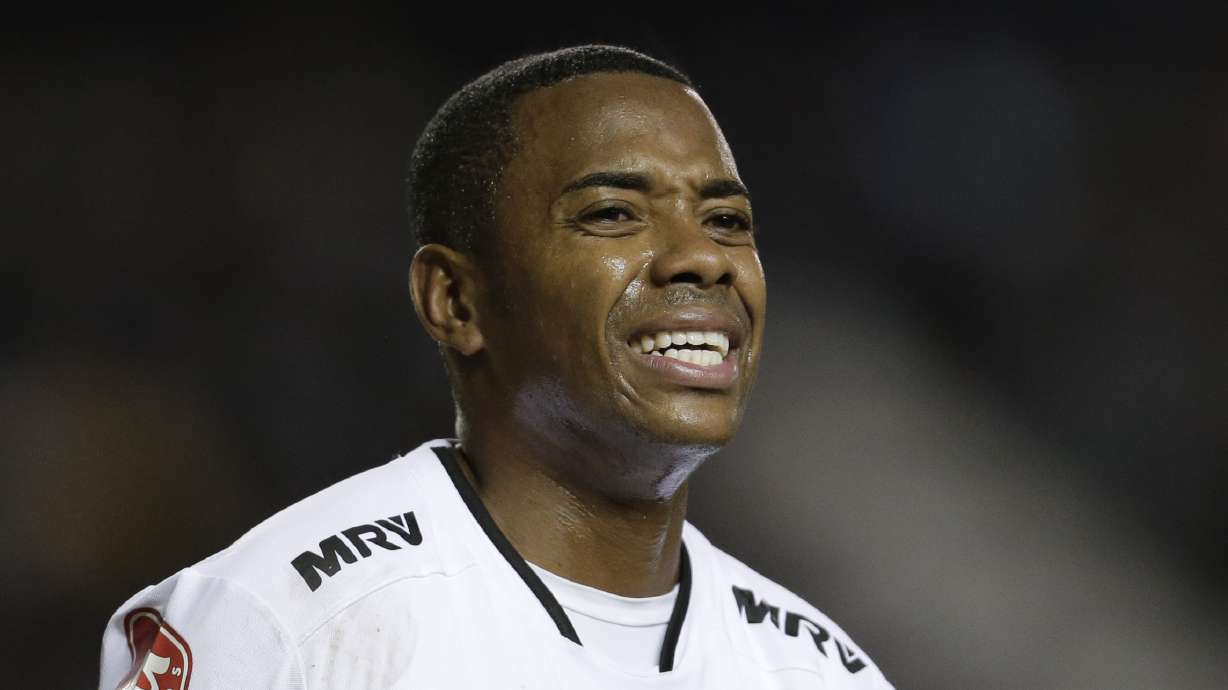 FILE - Atletico Mineiro's Robinho reacts after failing to score during a Copa Libertadores soccer match against Argentina's Racing in Buenos Aires, Argentina, April 27, 2016. Former soccer star turned himself in on Thursday, March 21, 2024, to start serving a nine-year prison sentence in his native Brazil more than 10 years after he was first accused of raping a woman in Italy.
