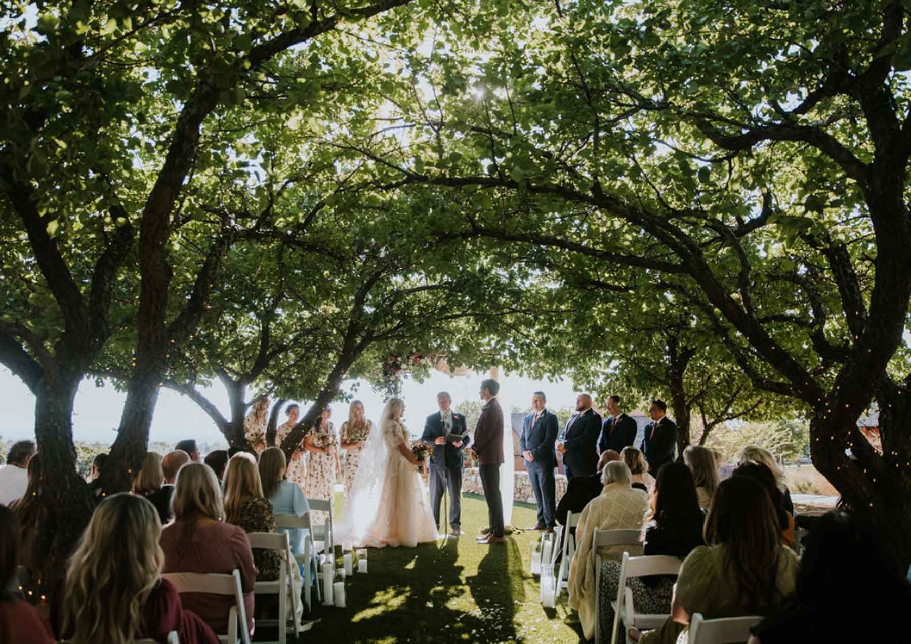 This Is The Place recommends 2024 wedding trends to copy