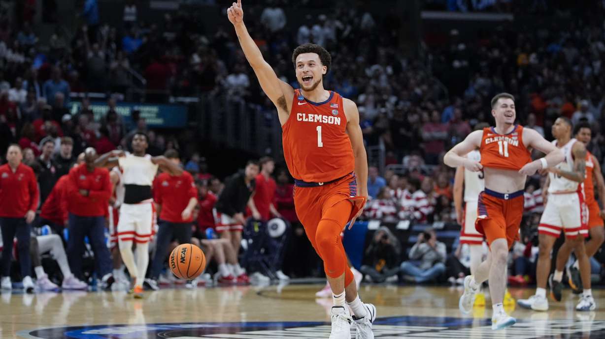Clemson guard Chase Hunter (1) celebrates after a win over Arizona in a Sweet 16 college basketball game in the NCAA tournament Thursday, March 28, 2024, in Los Angeles.