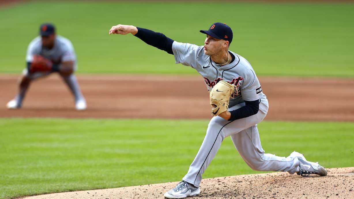 Detroit Tigers starting pitcher Matt Manning throws against the New York Mets during the fourth inning in the second game of a baseball doubleheader, Thursday, April 4, 2024, in New York.