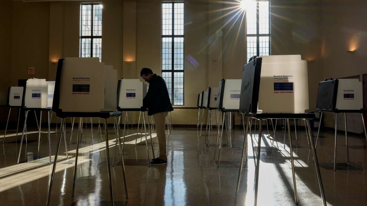 A voter fills out an Ohio primary election ballot at a polling location in Knox Presbyterian Church in Cincinnati, Ohio, on March 19.