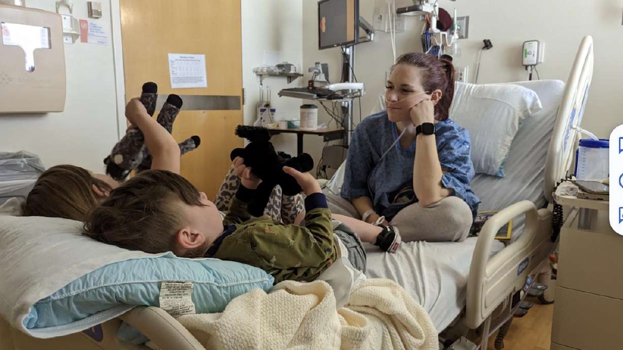 Rachel Smith with her two children. Rachel died last year from non-smoking lung cancer.