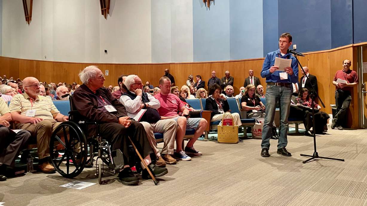 Otto Krauss, sponsor of a resolution calling on Utah to withdraw its membership from the Electronic Registration Information Center, addresses Weber County Republican Party delegates on the issue Saturday in Ogden.