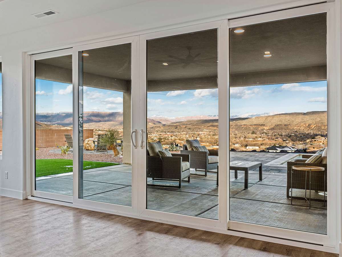 Why more people are building and buying homes in Hurricane