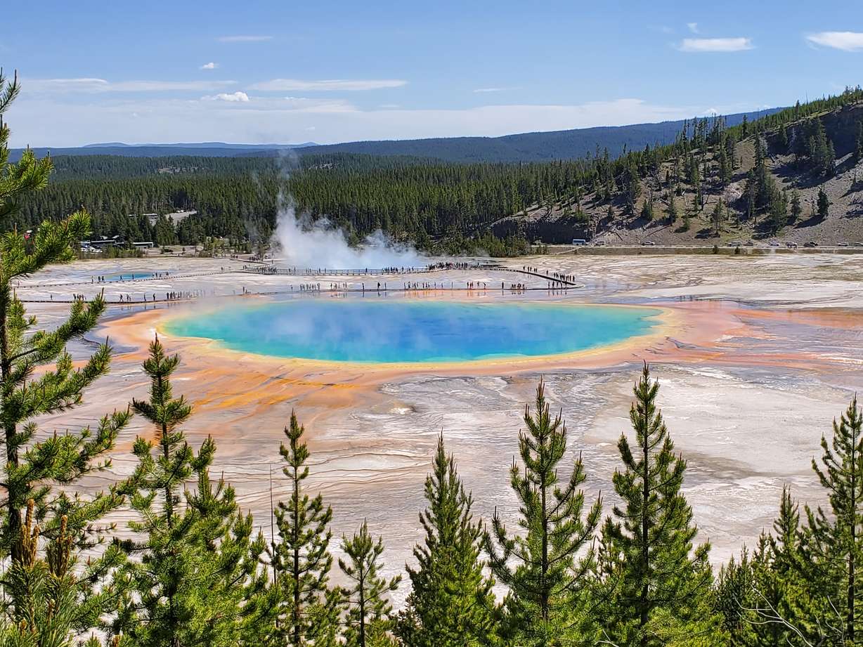 Storyteller Glenn Rawson leads tour exploring history of cowboys, early pioneers