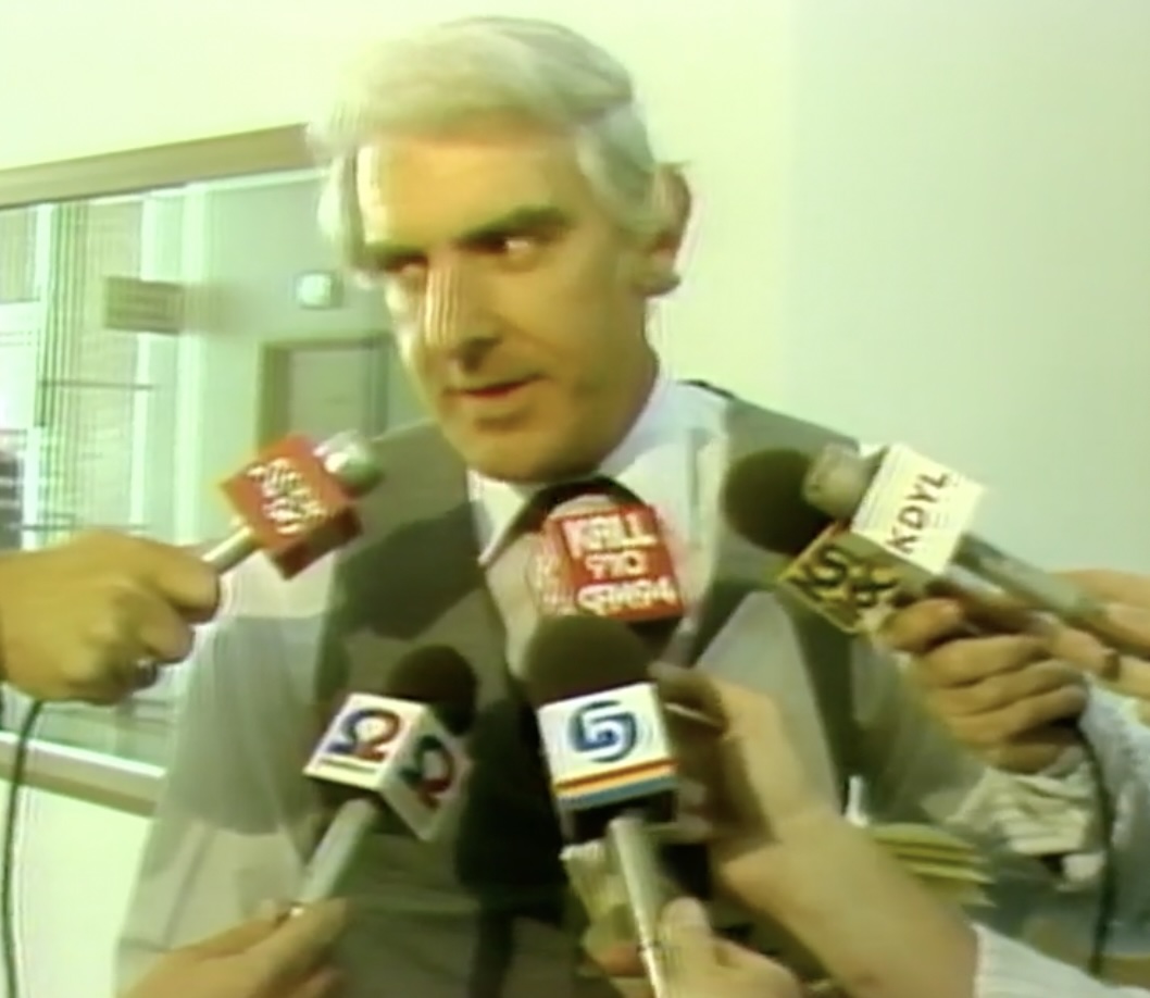 Attorney Bob Van Sciver speaks to the media on Sept. 15, 1982.