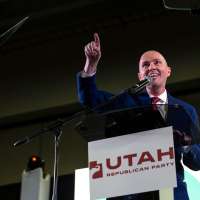 County commissioners endorse Gov. Cox days after he was booed at GOP convention