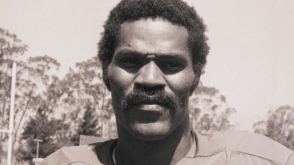 FILE - San Francisco 49ers Jimmy Johnson is shown in 1973. Pro Football Hall of Fame defensive back Jimmy Johnson, a three-time All-Pro and member of the All-Decade Team of the 1970s, has died. He was 86. Johnson's family told the Pro Football Hall of Fame that he died on Wednesday night, May 8, 2024.