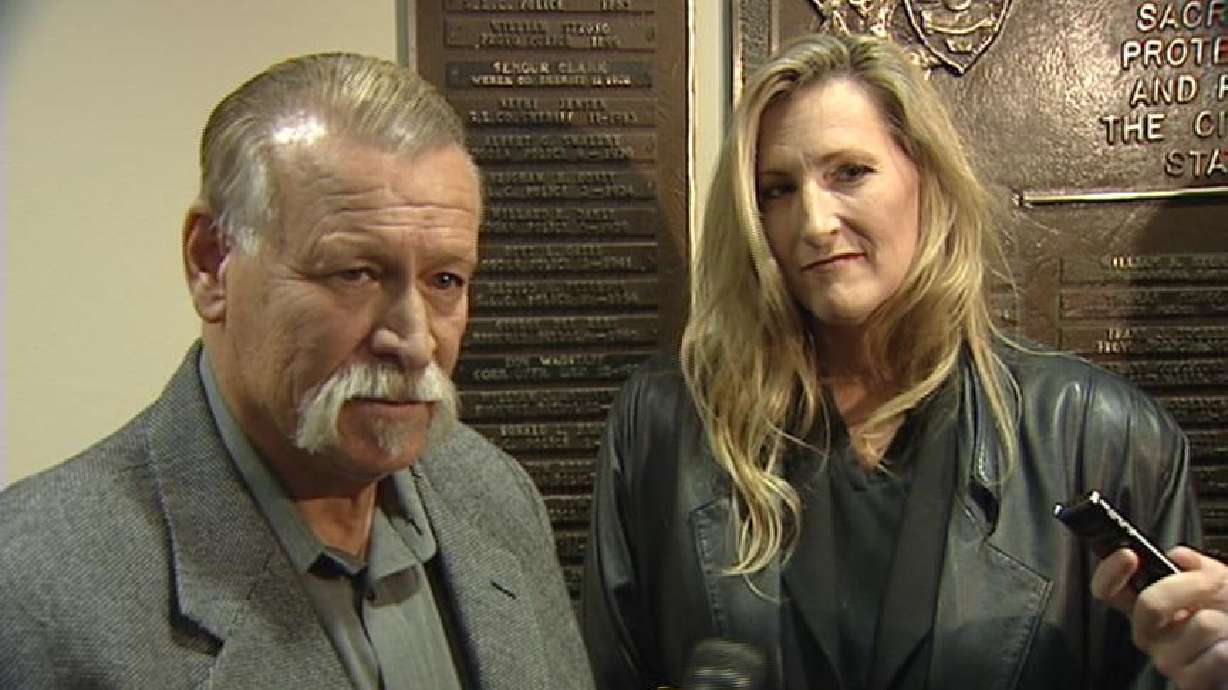 Wedding day turned into fundraiser to help officers