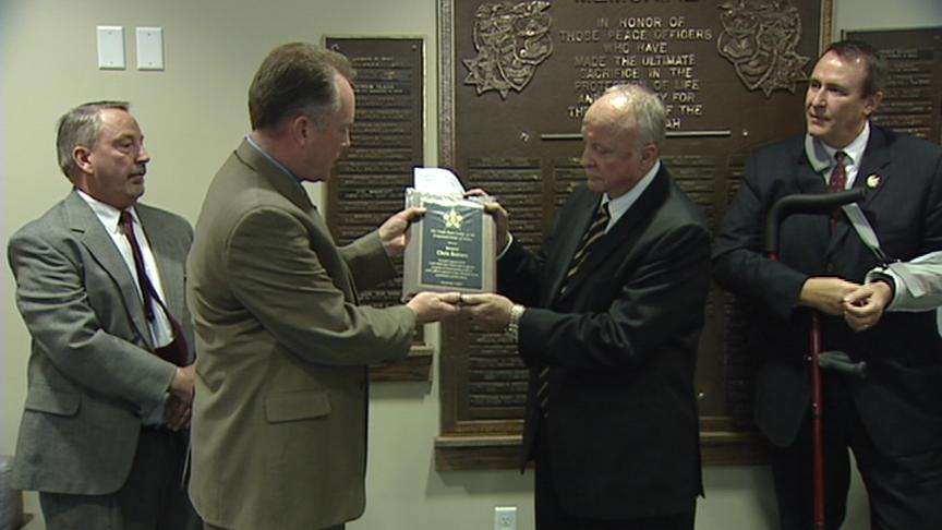 Wedding day turned into fundraiser to help officers