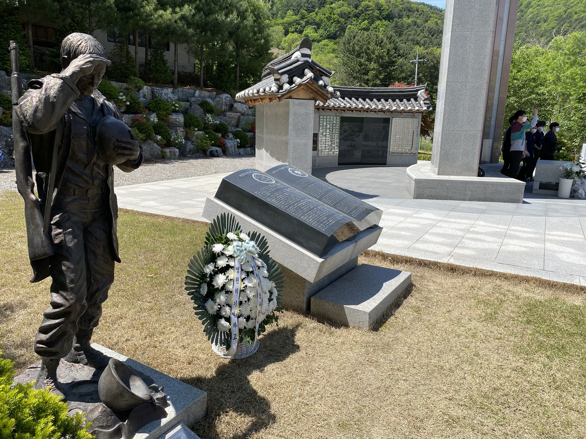The statue of an American soldier salutes at the Gapyeong Monument in South Korea, which memorializes the miraculous stand of 240 Utah soldiers against 4,000 Chinese and North Korean soldiers. The story of the battle is retold in an inspirational new film.