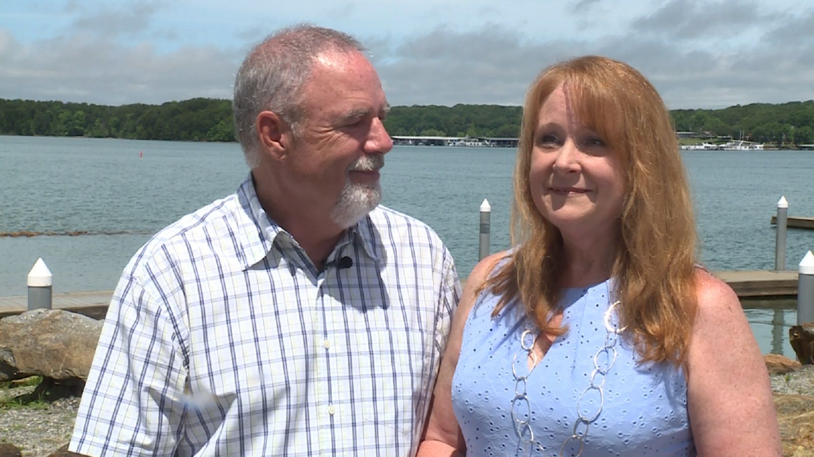 A Lake Hartwell diving team helped a happy couple, reuniting them with a wedding ring that was lost for 25 years.