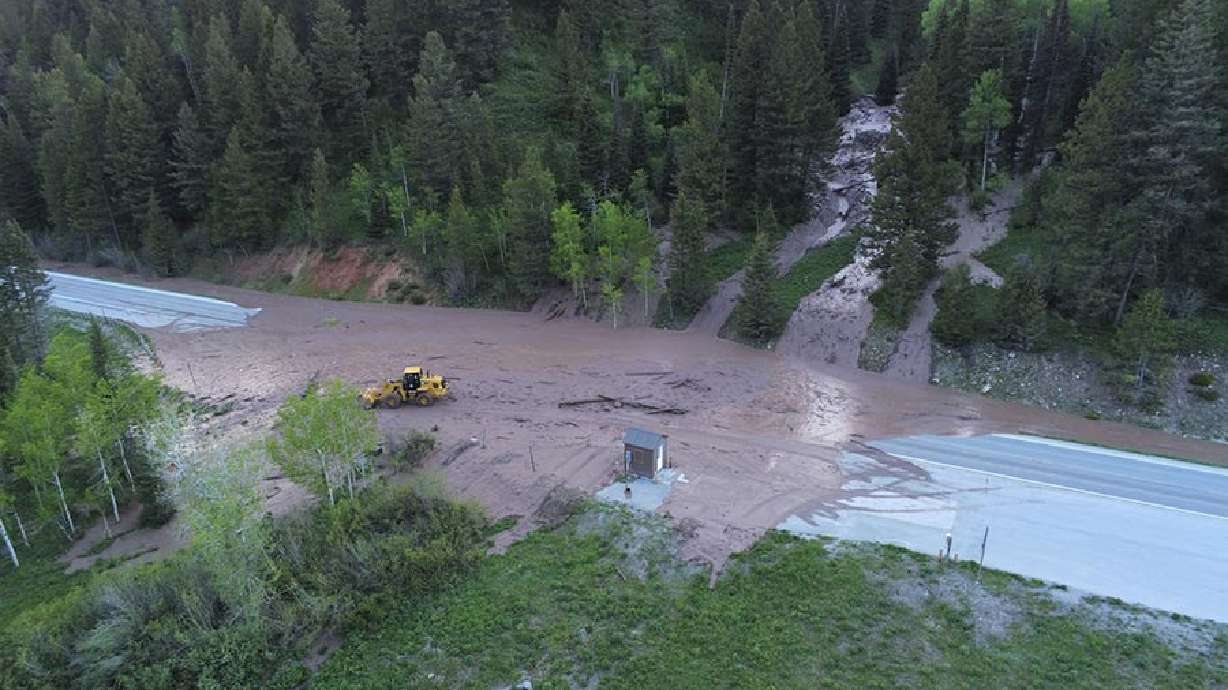A sudden mudslide Friday morning has engulfed a portion of the Teton Pass in Wyoming, closing it to travelers until further notice.