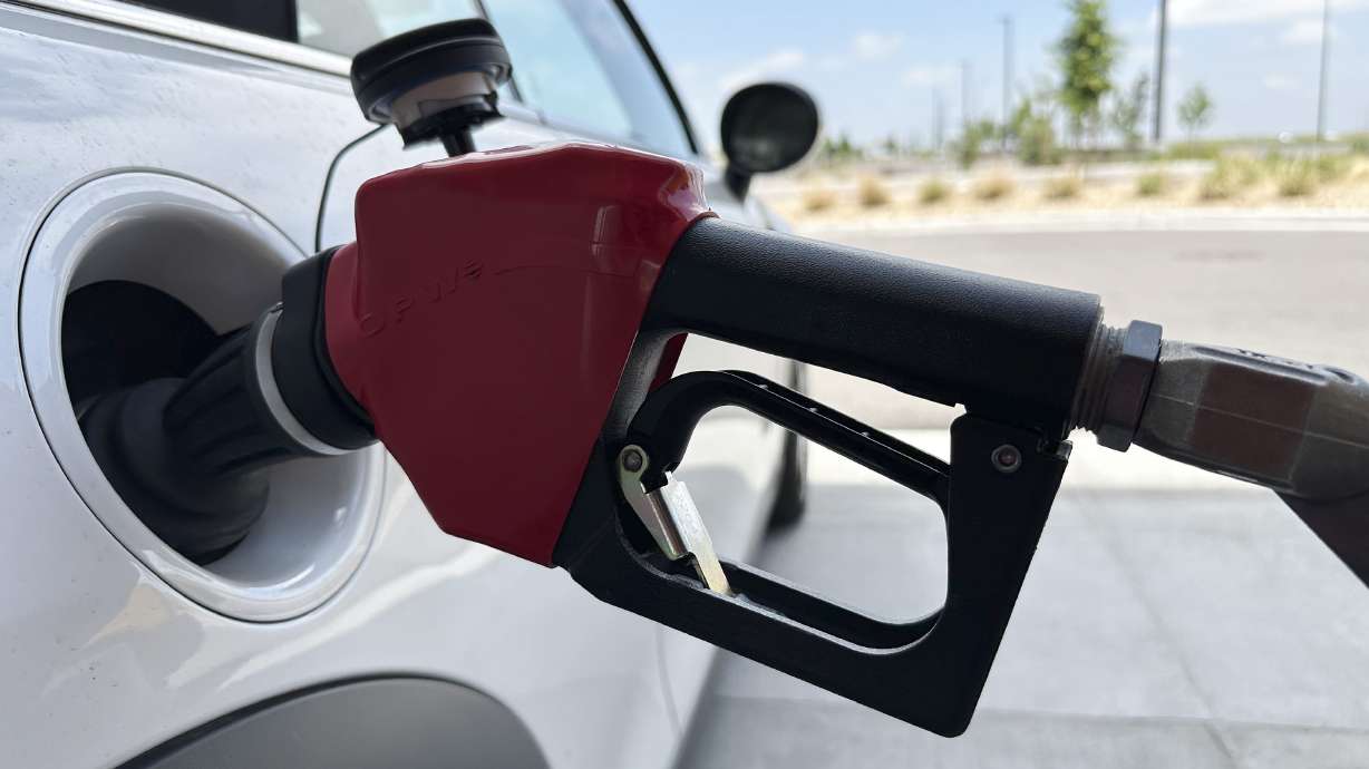 Gas prices are once again on the decline across the U.S. — bringing some ease to drivers at a time of year when it usually costs a little more to fill up your tank.