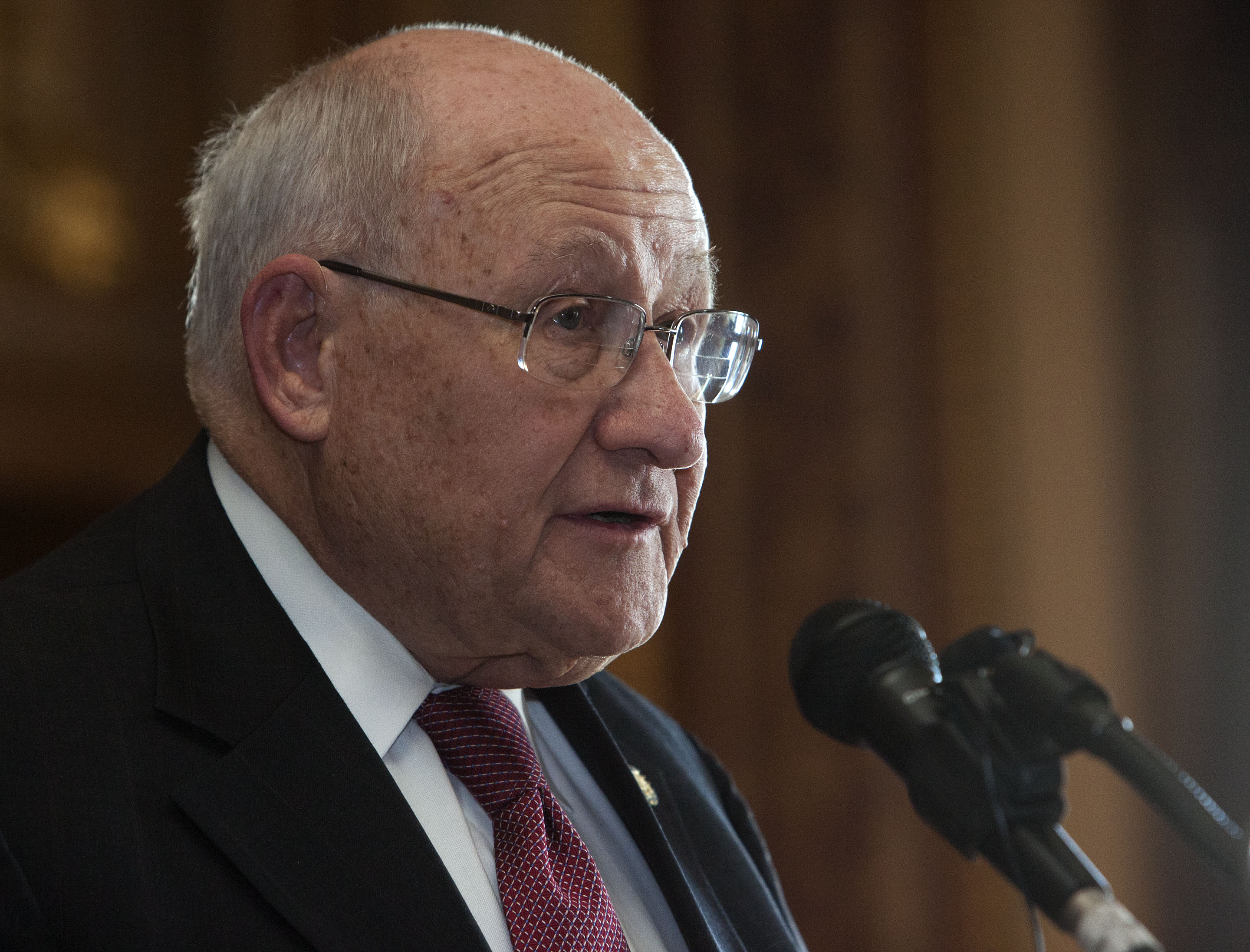 'Dedicated public servant': Utah leaders mourn passing of former state Sen. Peter Knudson