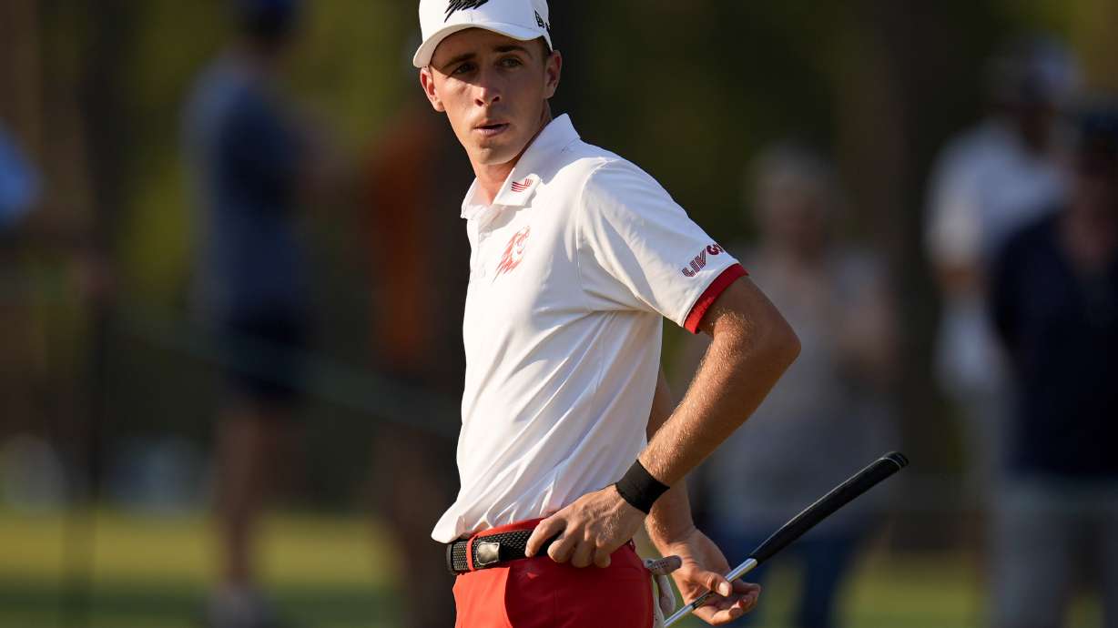 David Puig, of Spain, reacts after missing a putt on the 16th hole during the second round of the U.S. Open golf tournament Friday, June 14, 2024, in Pinehurst, N.C.