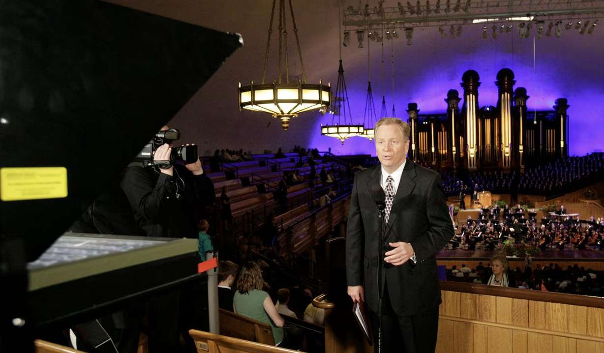 Lloyd Newell practices with The Mormon Tabernacle Choir for Music and Spoken Word broadcast at the Tabernacle in Salt Lake City, Oct. 17, 2010. The Choir will be inducted into the Radio Hall of Fame next month.
