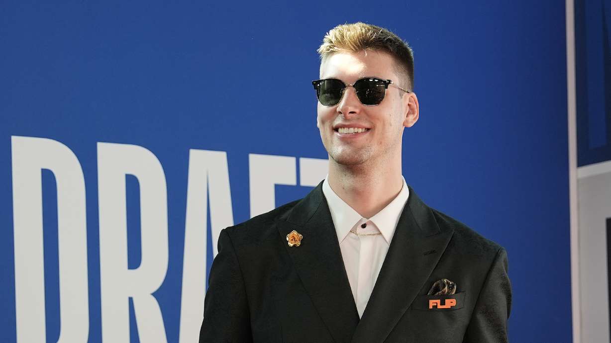 Kyle Filipowski walks the red carpet before the NBA basketball draft, Wednesday, June 26, 2024, in New York.