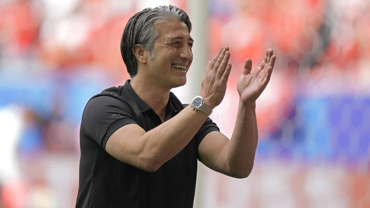 Murat Yakin - Hành Trình Huấn Luyện Viên Trưởng Của Đội Tuyển Quốc Gia Thụy Sĩ Murat Yakin - Hành Trình Huấn Luyện Viên Trưởng Của Đội Tuyển Quốc Gia Thụy Sĩ