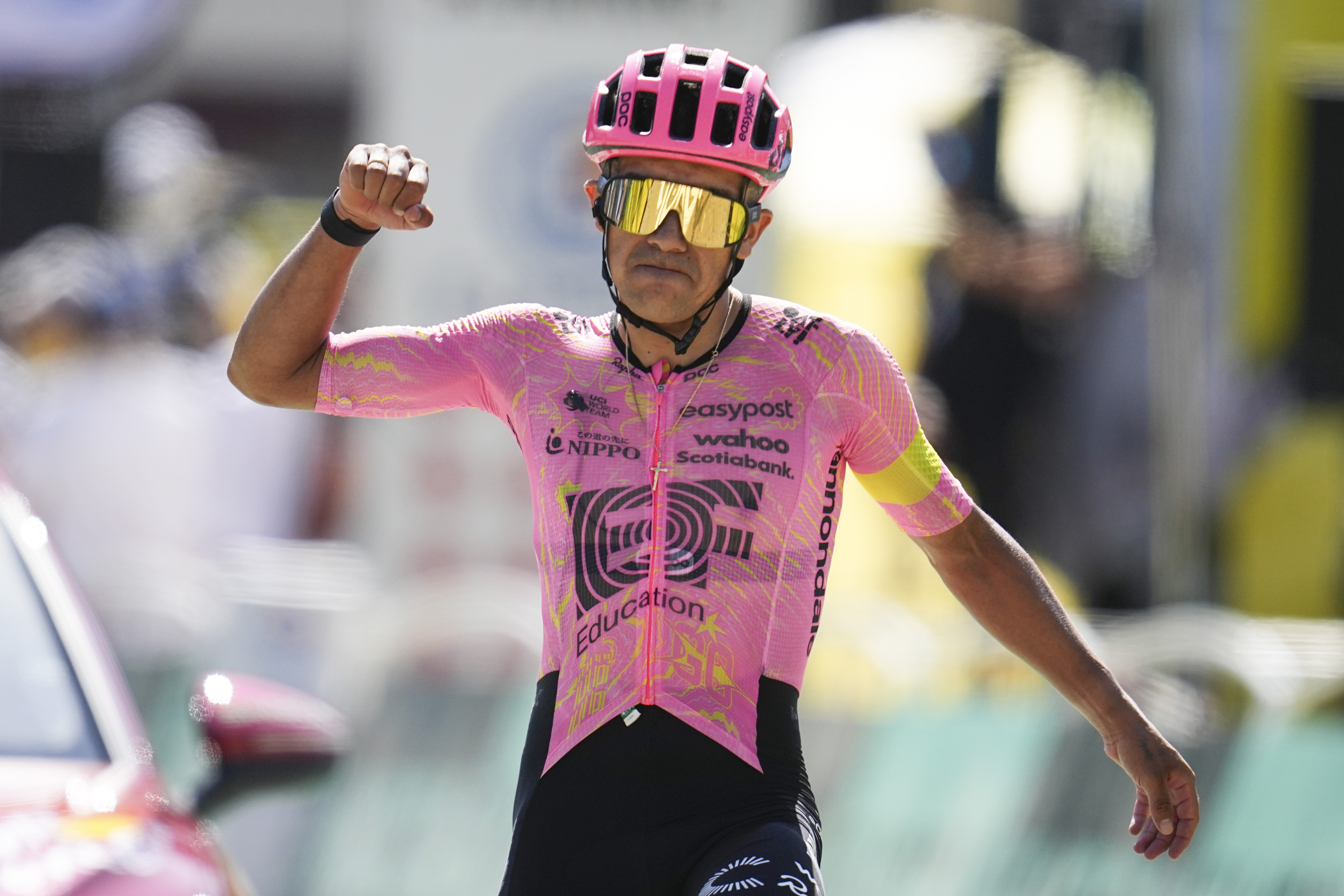 Ecuador's Richard Carapaz celebrates as he crosses the finish line to win the seventeenth stage of the Tour de France cycling race over 177.8 kilometers (110.5 miles) with start in Saint-Paul-Trois-Chateaux and finish in Superdevoluy, France, Wednesday, July 17, 2024.