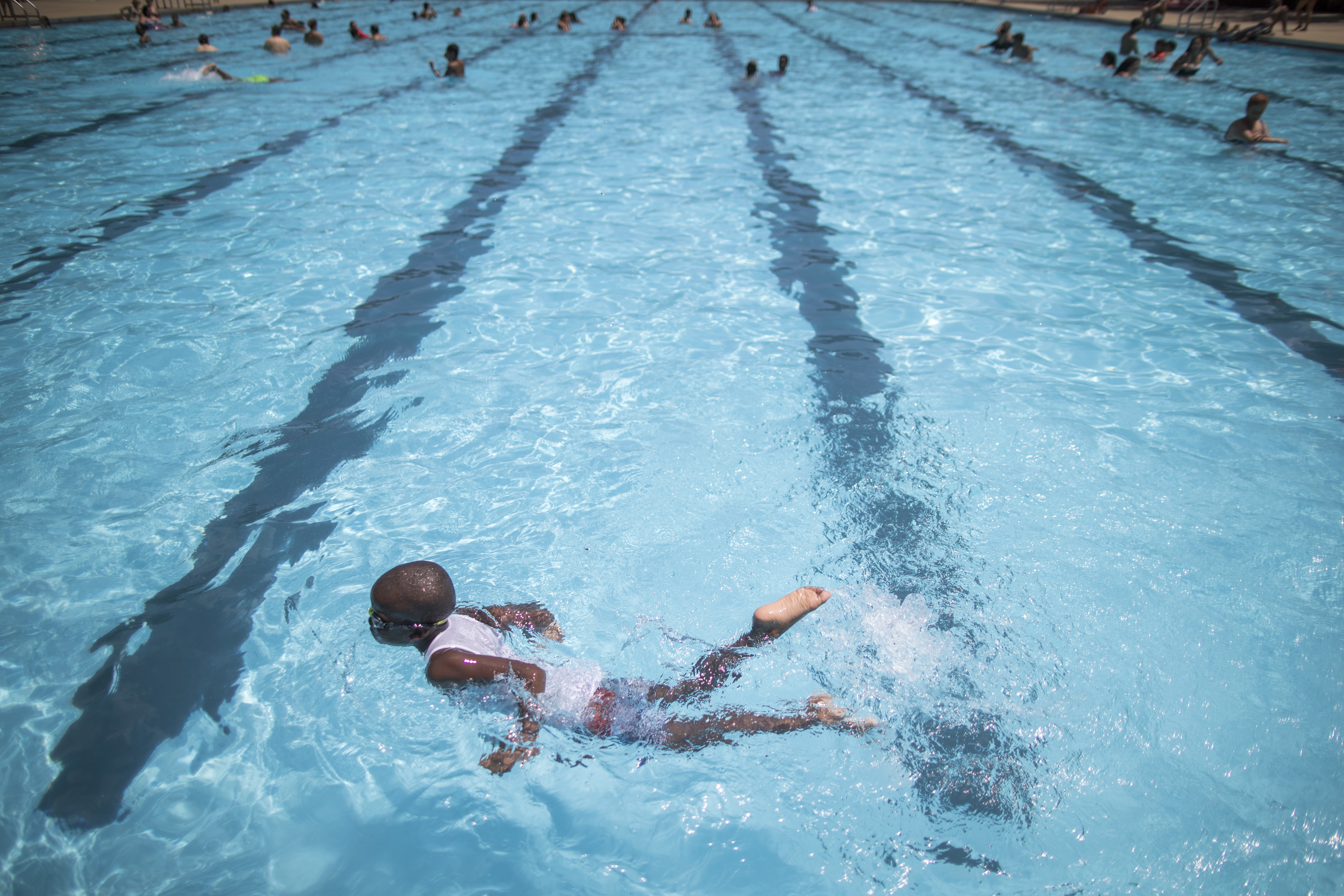 Children cool off at the Hamilton Fish pool, July 18, 2017, in the Lower East Side neighborhood of Manhattan. In most cases, there’s no need to wait at least 30 minutes after eating to go for a swim, doctors say.
