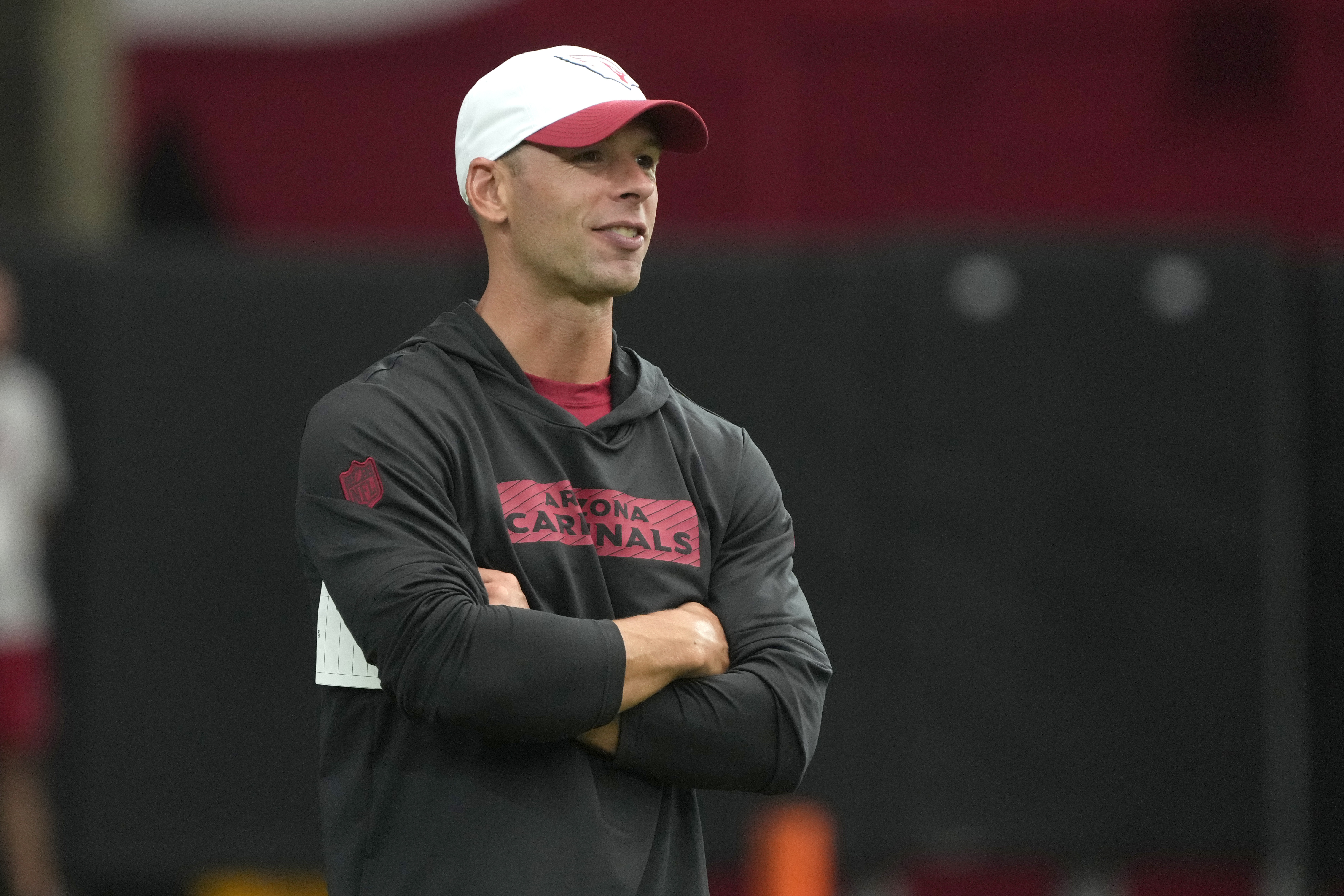 Arizona Cardinals head coach Jonathan Gannon watches players work out during practice at NFL football training camp, Wednesday, July 24, 2024, in Glendale, Ariz. 