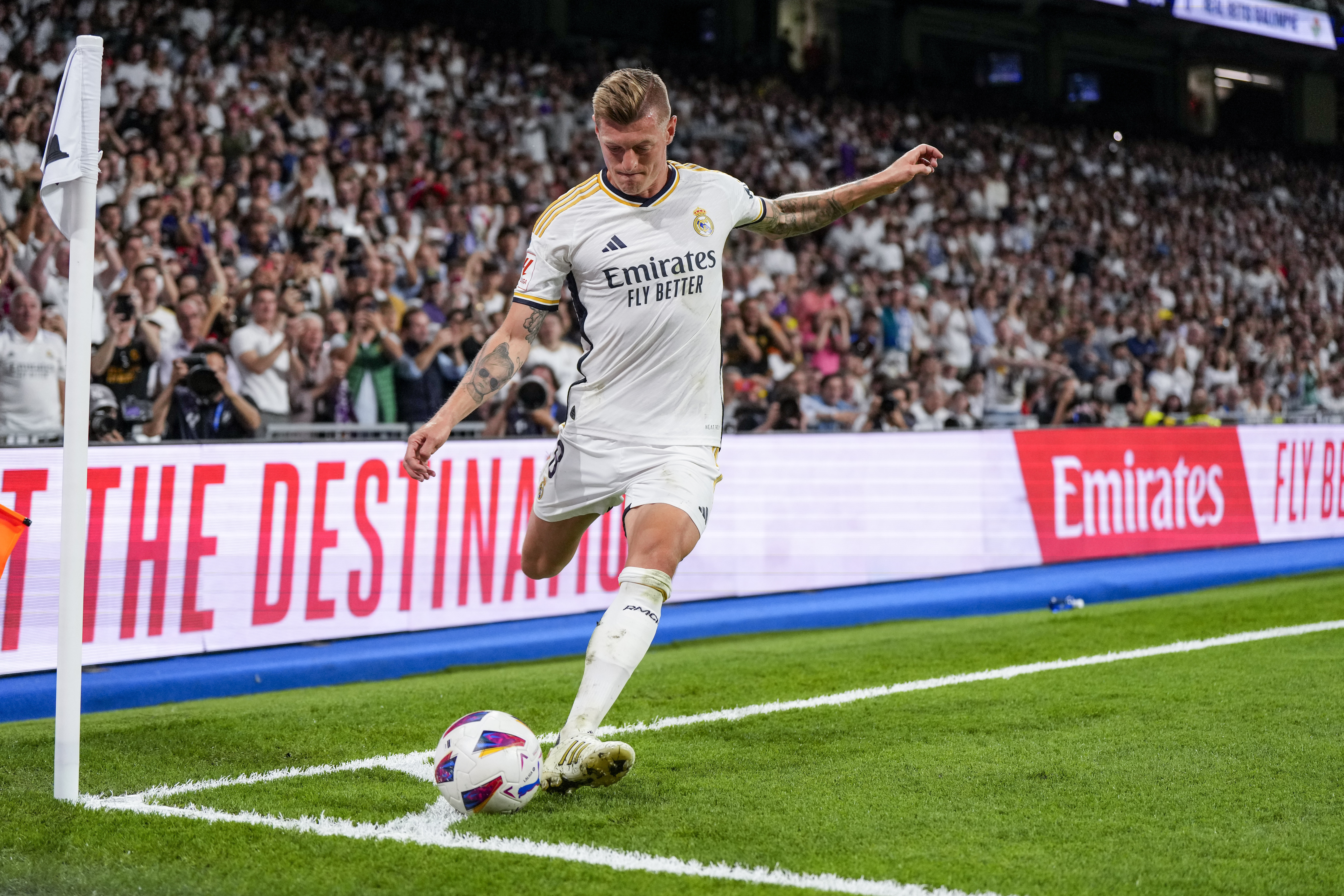 FILE - Real Madrid's Toni Kroos kicks the ball during a Spanish La Liga soccer match between Real Madrid and Betis at the Santiago Bernabeu stadium in Madrid, Spain, Saturday, May 25, 2024. Toni Kroos has been voted Germany’s player of the year for 2023/24 while Xabi Alonso won the coach’s accolade for leading Bayer Leverkusen to the Bundesliga title. 