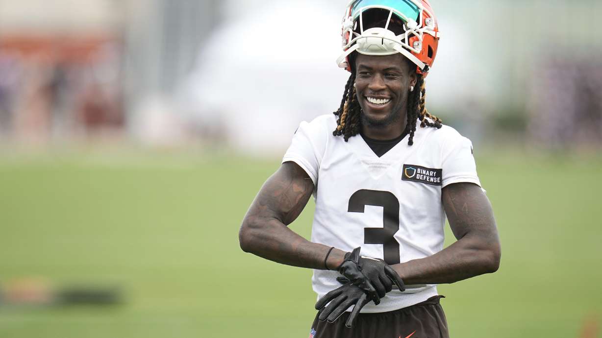 FILE - Cleveland Browns wide receiver Jerry Jeudy smiles during NFL football practice in Berea, Ohio, Wednesday, May 22, 2024. Jeudy already got paid by the Cleveland Browns. They're counting on the speedy wide receiver paying them back. Acquired in an offseason trade after four undistinguished seasons with the Denver Broncos, who drafted him in the first round in 2020, Jeudy believes coming to Cleveland will make him a more consistent playmaker.