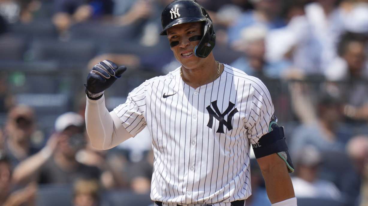 New York Yankees' Aaron Judge reacts after a strike during the first inning of a baseball game against the Toronto Blue Jays at Yankee Stadium, Sunday, Aug. 4, 2024, in New York.