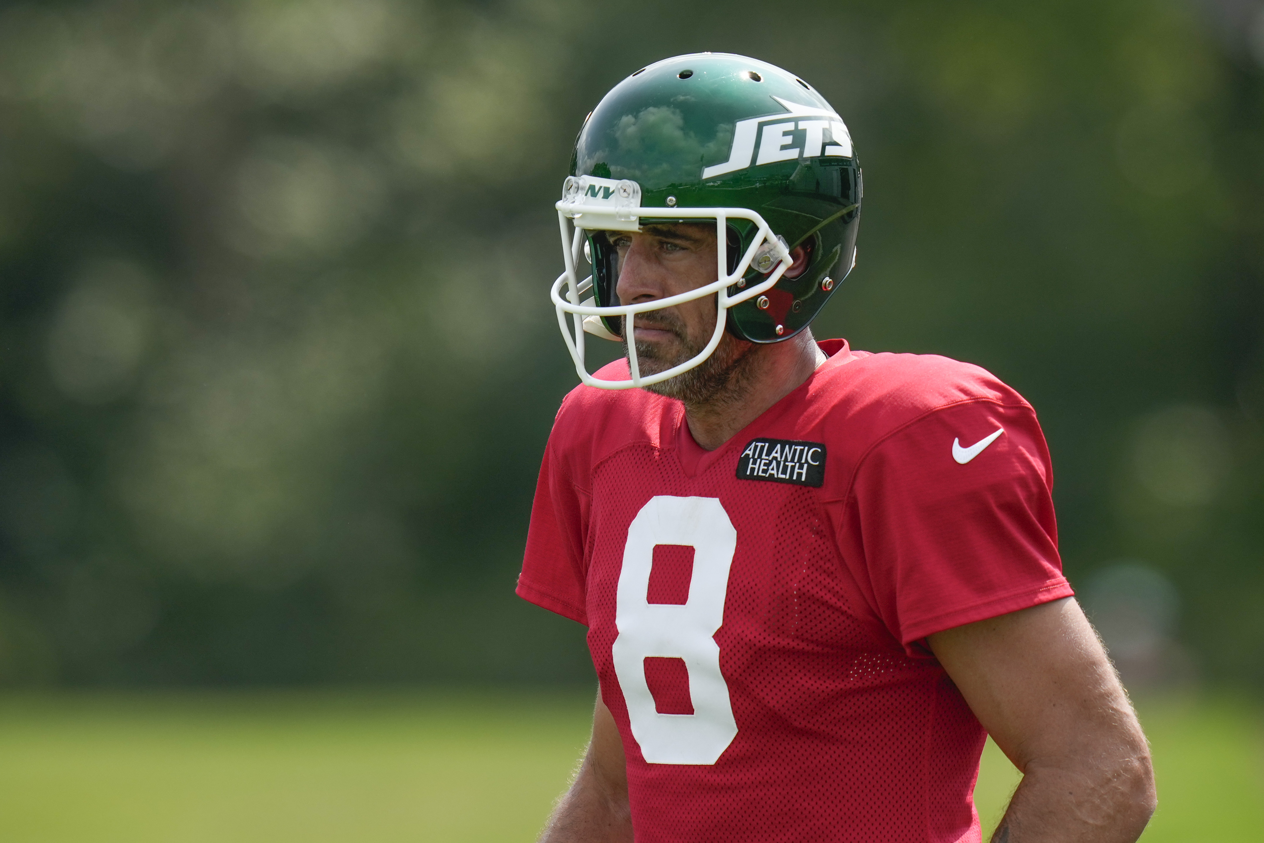New York Jets quarterback Aaron Rodgers participates in practice at the NFL football team's training facility in Florham Park, N.J., Tuesday, July 30, 2024. 
