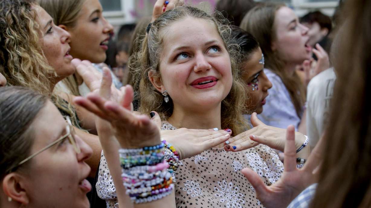 "Swifties" in the city center in Vienna on Thursday. Organizers of three Taylor Swift concerts in Vienna this week called them off on Wednesday after arrests over an apparent plot to launch an attack on an event in the Vienna area such as the concerts.
