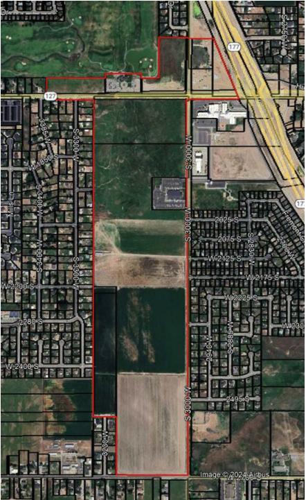 The image shows the area, inside the red lines, that's part of the proposed 169-acre Syracuse WDC Gateway Community Reinvestment Area.