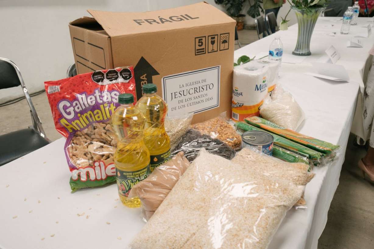 The Church of Jesus Christ of Latter-day Saints will contribute 900 basic food kits and 1,500 food supplements to combat malnutrition in San Gregorio Cuautzingo, Chalco, state of Mexico.