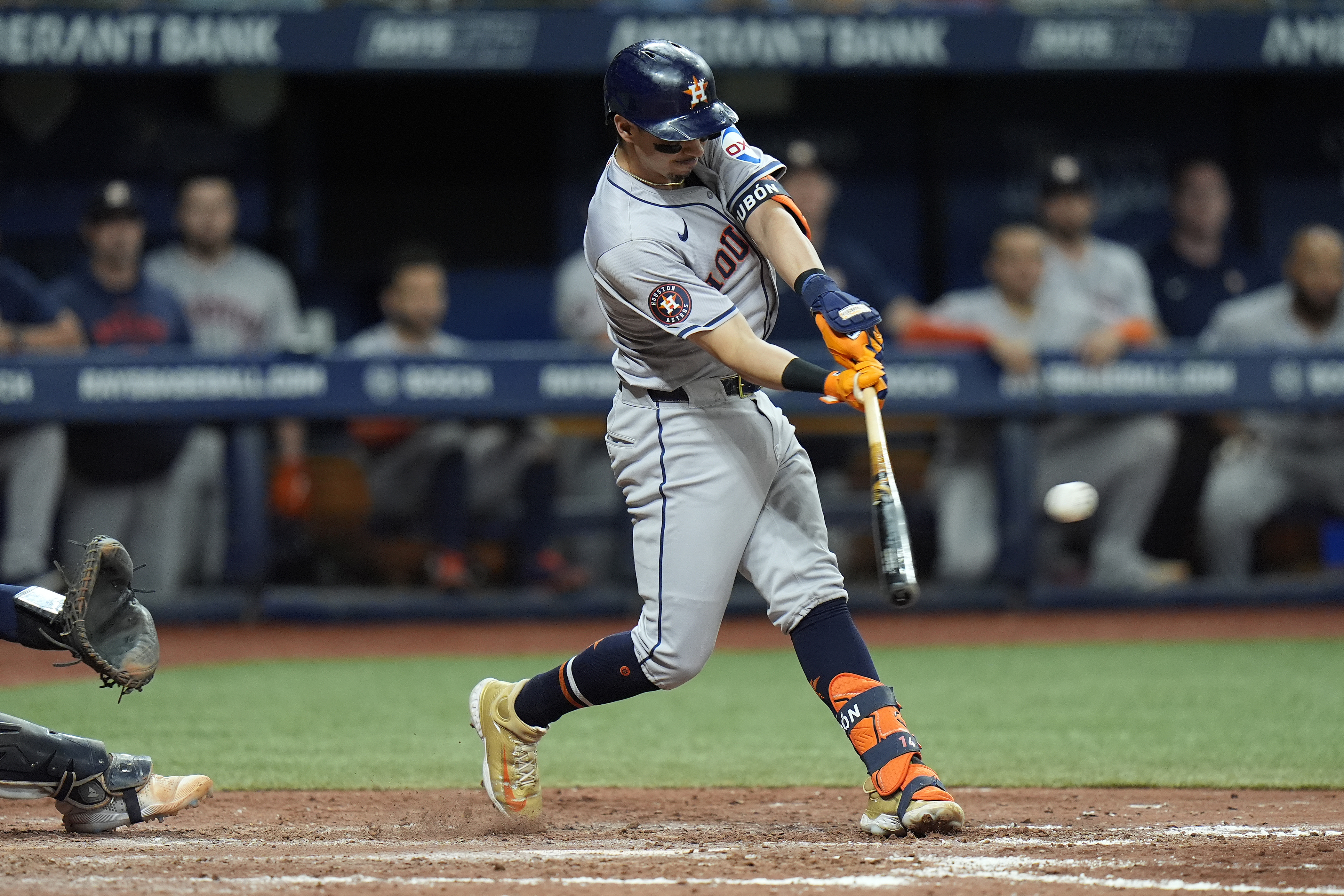 Houston Astros' Mauricio Dubon lines an RBI single off Tampa Bay Rays relief pitcher Garrett Cleavinger during the 10th inning of a baseball game Wednesday, Aug. 14, 2024, in St. Petersburg, Fla. 