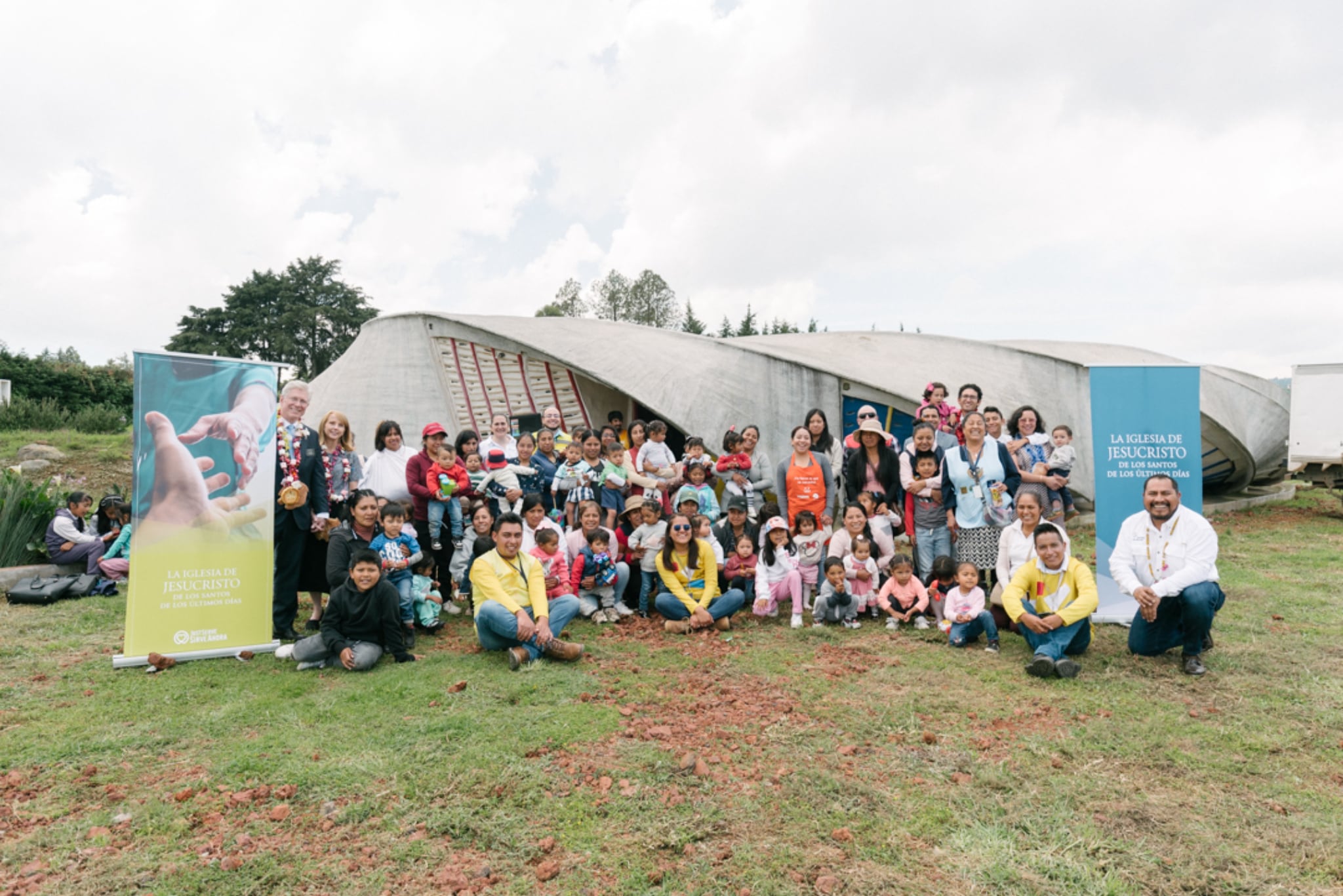 Mothers and children receive nutritional food packages from Un Kilo de Ayuda because of a donation from The Church of Jesus Christ of Latter-day Saints in San Felipe del Progreso, Mexico, on Aug. 5. More than 43,000 people, including 23,000 children and 20,000 mothers and caregivers, will benefit from the donation.