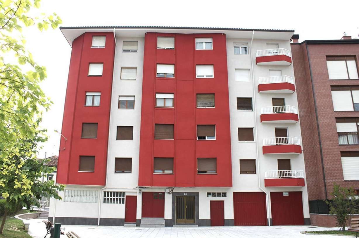 This building in Spain was done in 2005.