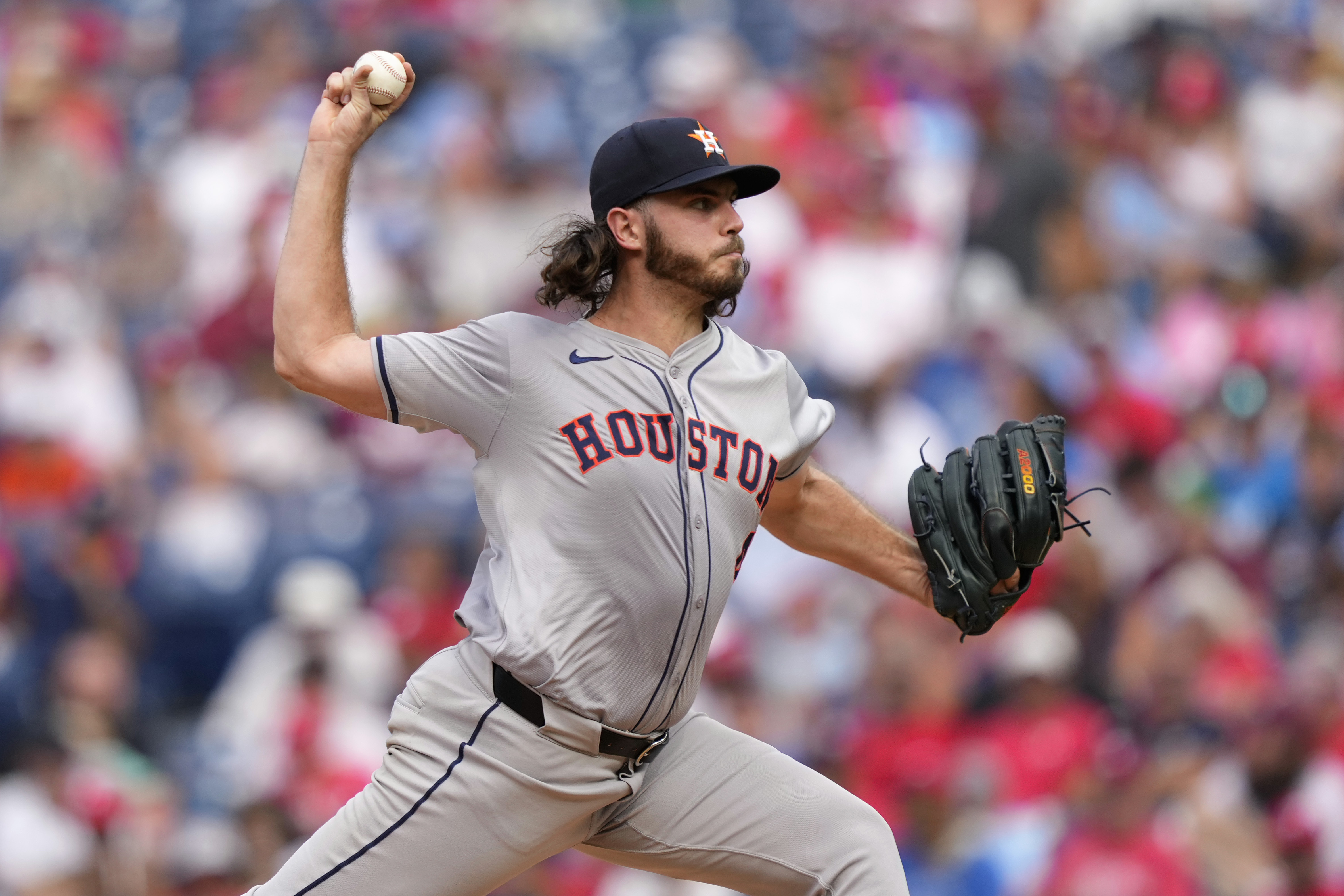 Houston Astros' Spencer Arrighetti pitches during the fourth inning of a baseball game against the Philadelphia Phillies, Wednesday, Aug. 28, 2024, in Philadelphia. 