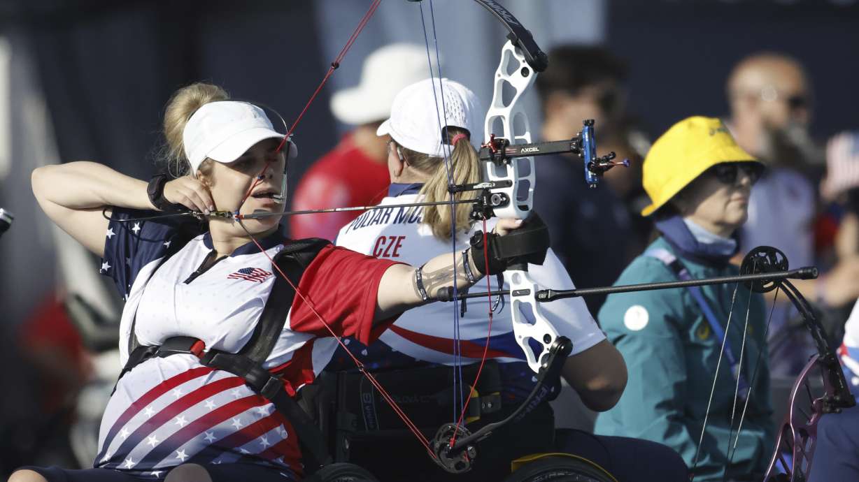 Archer Tracy Otto from the U.S. prepares to fire during the Paralympic Games in Paris on Thursday, Aug. 29, 2024.
