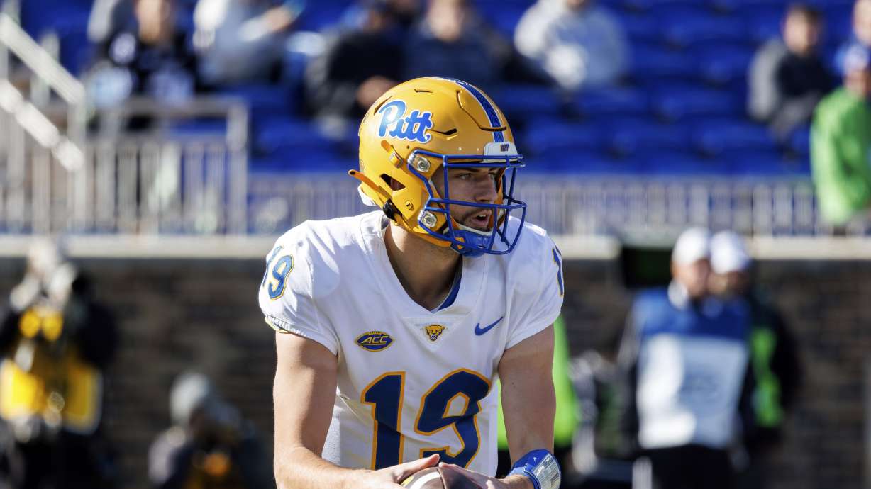 Pittsburgh's Nate Yarnell (19) carries the ball during the first half of an NCAA college football game against Duke in Durham, N.C., Nov. 25, 2023.