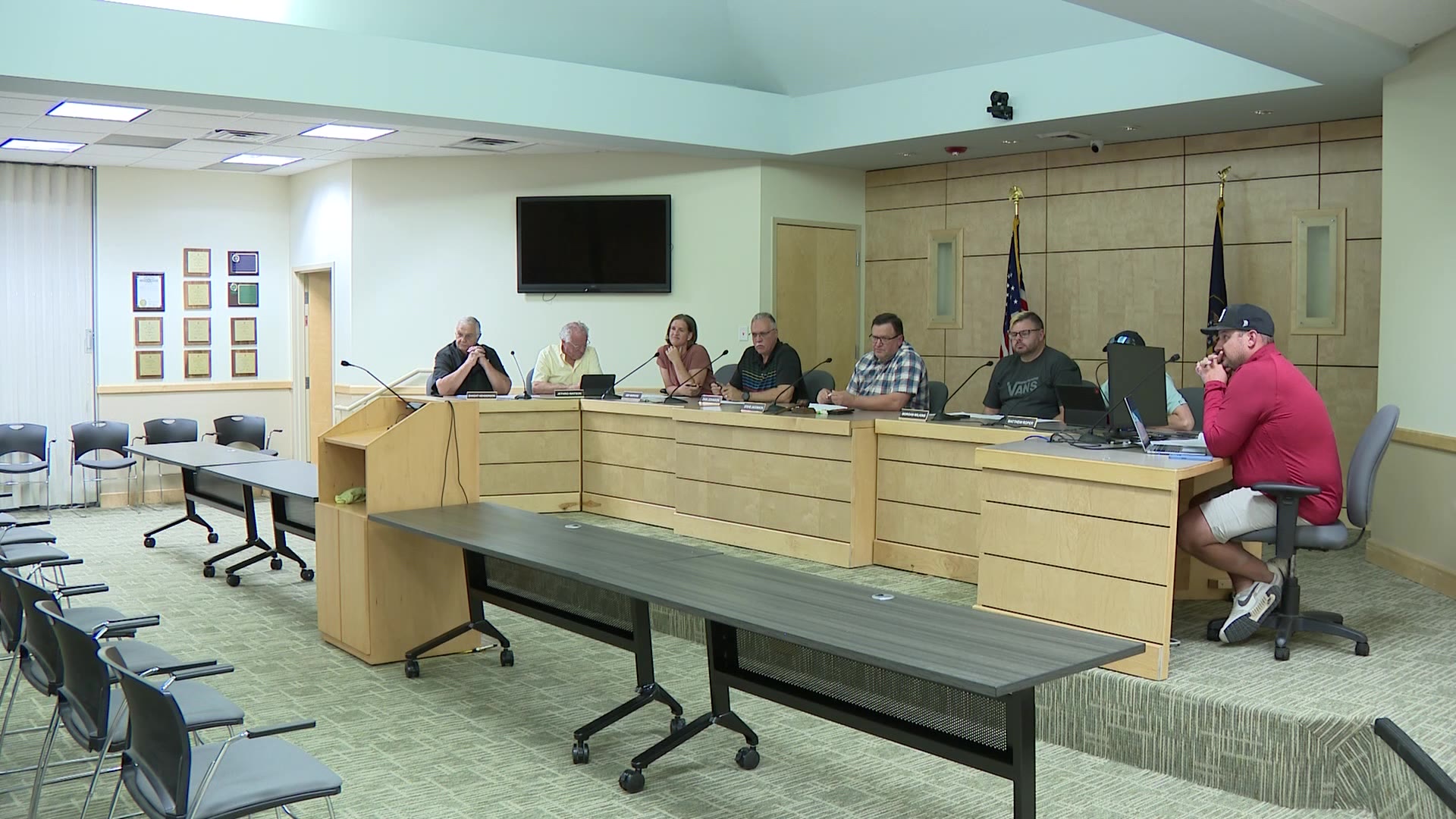 The Washington Terrace planning commission meeting on Thursday over if urban chickens could become legal in the city’s larger properties.