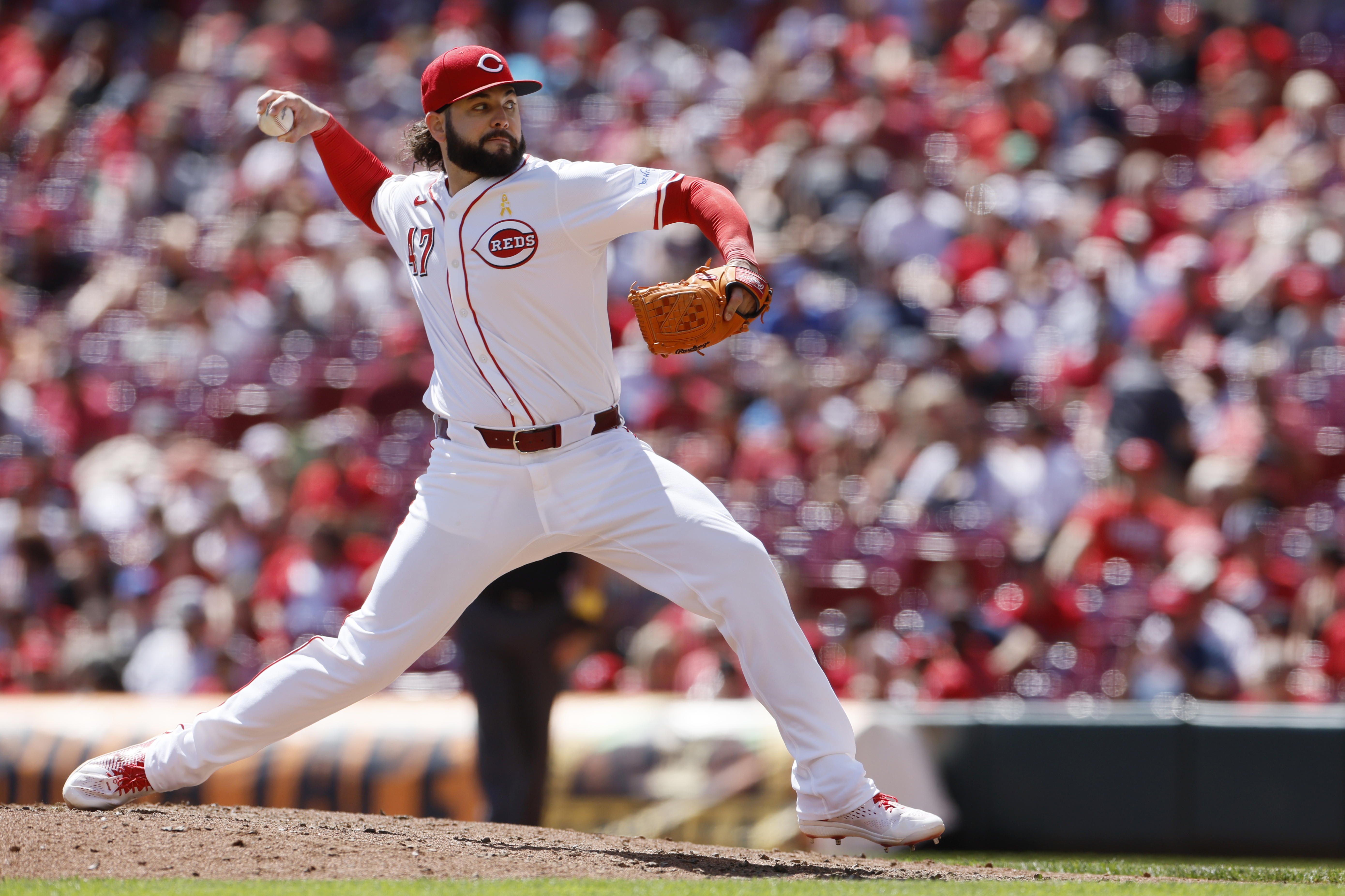 Cincinnati Reds relief pitcher Jakob Junis throws against the Milwaukee Brewers during the fourth inning of a baseball game Sunday, Sept. 1, 2024, in Cincinnati. 
