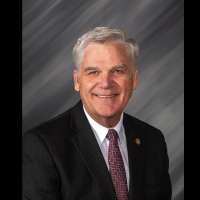 'Devoted public servant:' Former Utah County Commissioner Tom Sakievich dies at 72