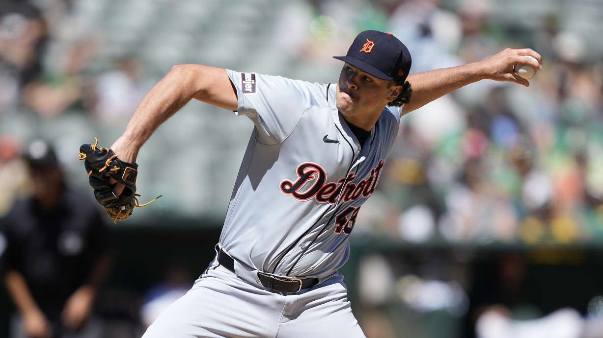 Detroit Tigers pitcher Brant Hurter throws against the Oakland Athletics during the first inning of a baseball game Saturday, Sept. 7, 2024, in Oakland, Calif.