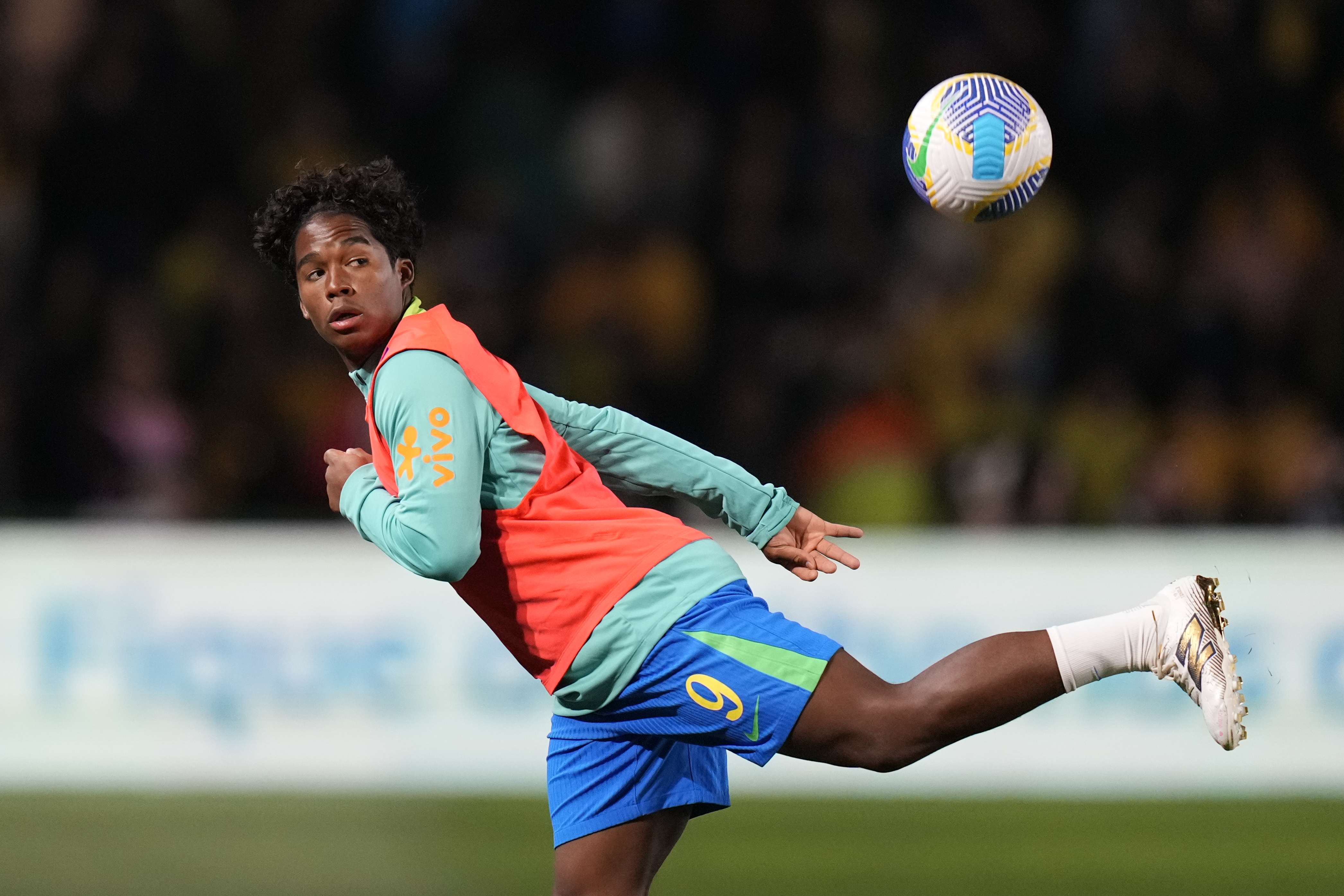 Brazil's Endrick warms up prior to a qualifying soccer match for the FIFA World Cup 2026 against Ecuador at Couto Pereira Stadium in Curitiba, Parana state, Brazil, Friday, Sept. 6, 2024.