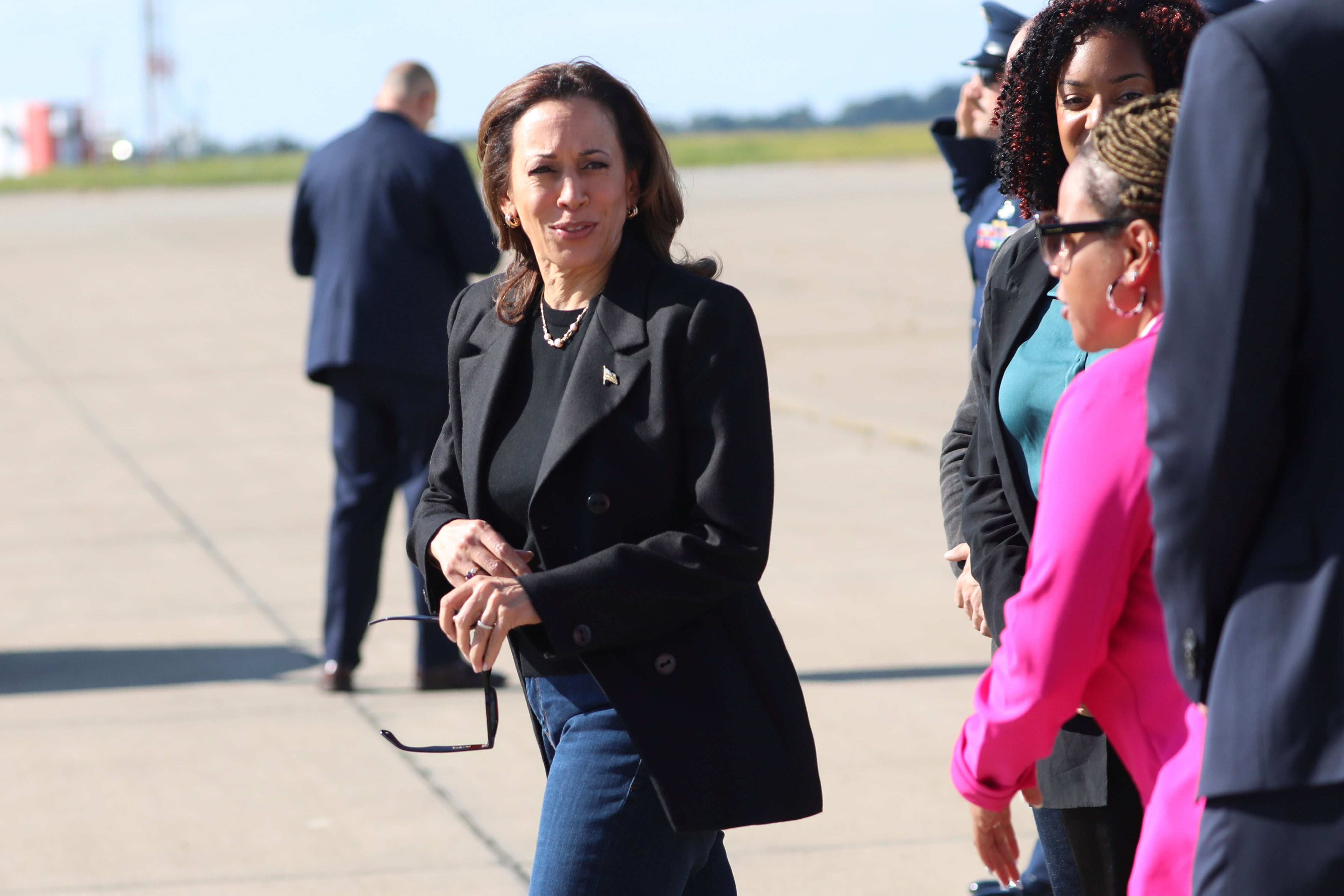 Democratic presidential nominee Vice President Kamala Harris arrives to board Air Force Two en route to Philadelphia, Monday, at the 171st Air Refueling Wing at the Pennsylvania Air National Guard base in Moon Township, Pa., following a stay in Pittsburgh.