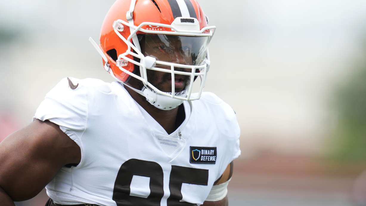 Cleveland Browns' Myles Garrett looks on during a joint NFL football practice with the Minnesota Vikings, Thursday, Aug. 15, 2024, in Berea, Ohio.