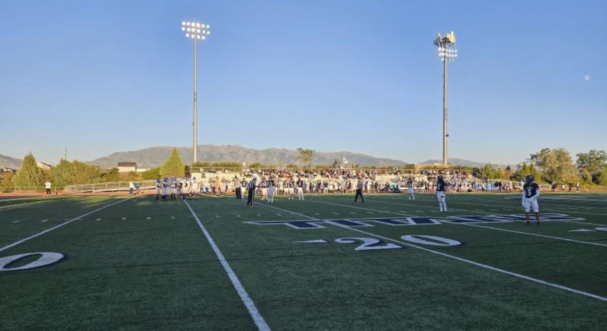 Syracuse hangs late on for low-scoring win over Bingham, wins 3rd straight game