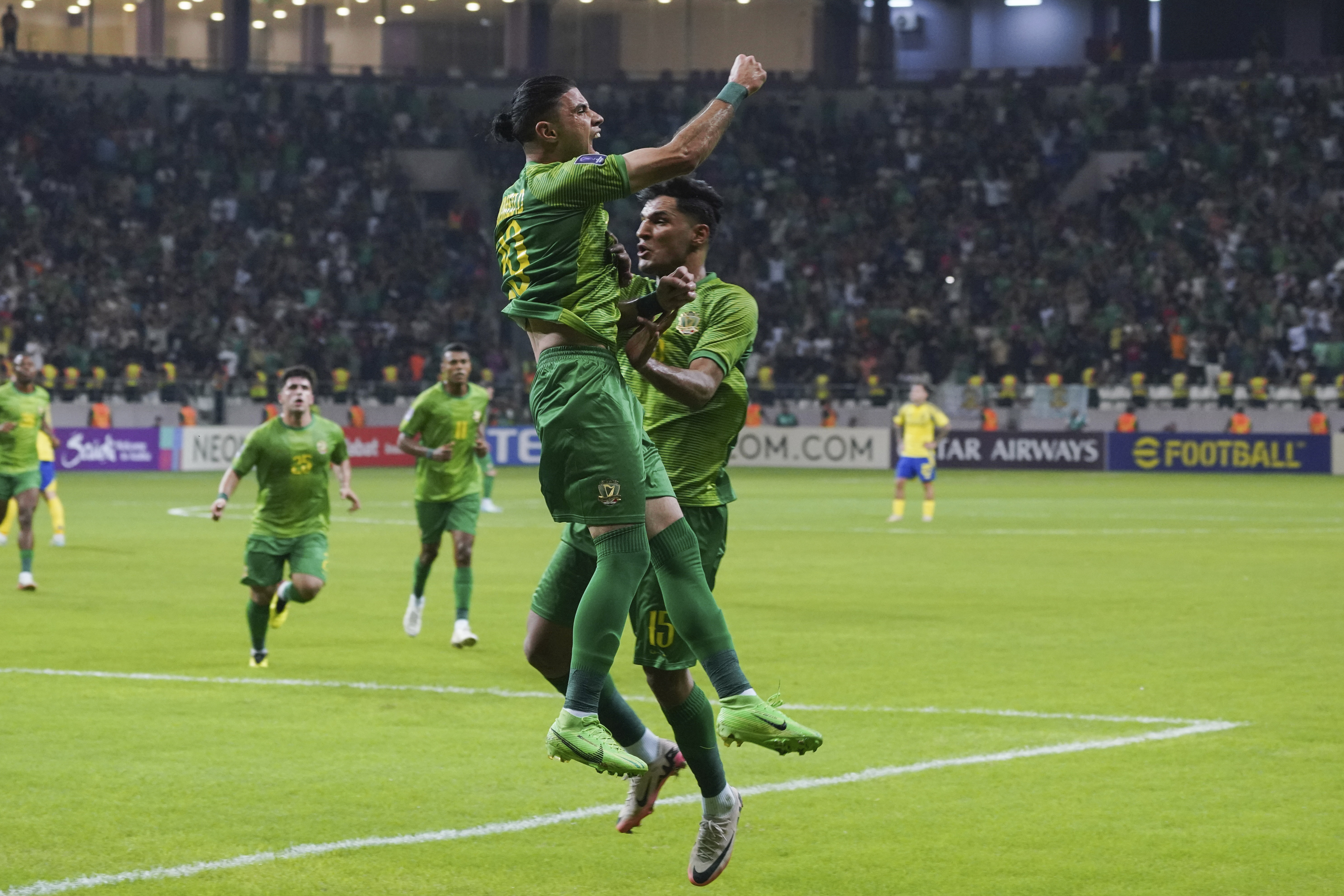 Shorta's Mohammed Dawood celebrates with teammates after scoring during the AFC Champions League Elite West Region soccer match between Iraq's Al-Shorta and Saudi Arabia's Al-Nassr in Baghdad, Iraq, Tuesday, Sept 16, 2024.