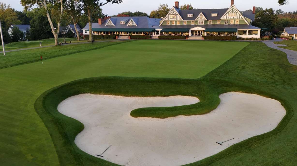 This is the ninth green in front of the clubhouse at Oakmont Country Club, in Oakmont, Pa., on Monday, Sept. 16, 2024.