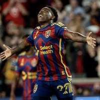 Julio's highlight reel brace earns RSL 3-2 home win over Dallas